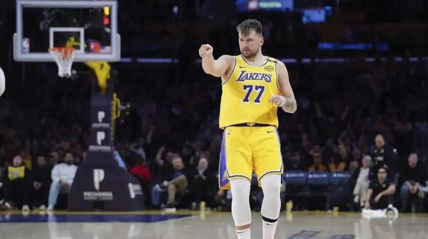 博彩平台推荐-东契奇飙分创纪录，独挑大梁带队胜出