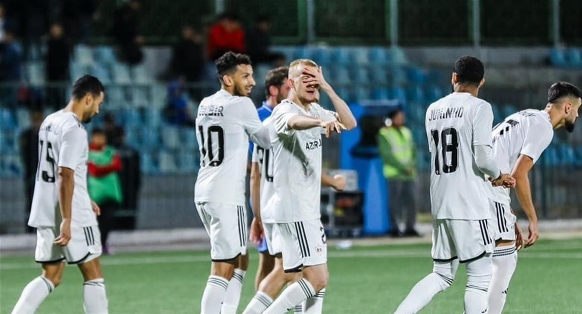 赌博网站-阿贾克斯逆转AC米兰：欧冠小组赛晋级机会的简单介绍